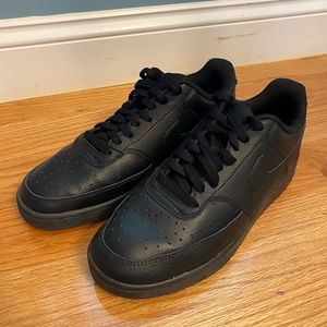 Nike Court Vision Low size 8.5